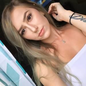 Meet your Posher, Ashlynn